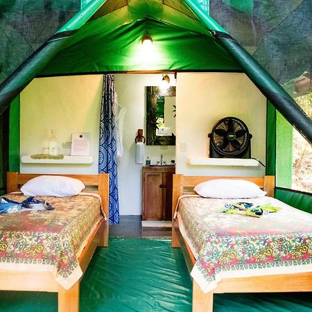 Luna Lodge Carate Ngoại thất bức ảnh