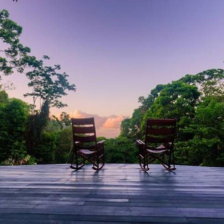 Luna Lodge Carate Ngoại thất bức ảnh