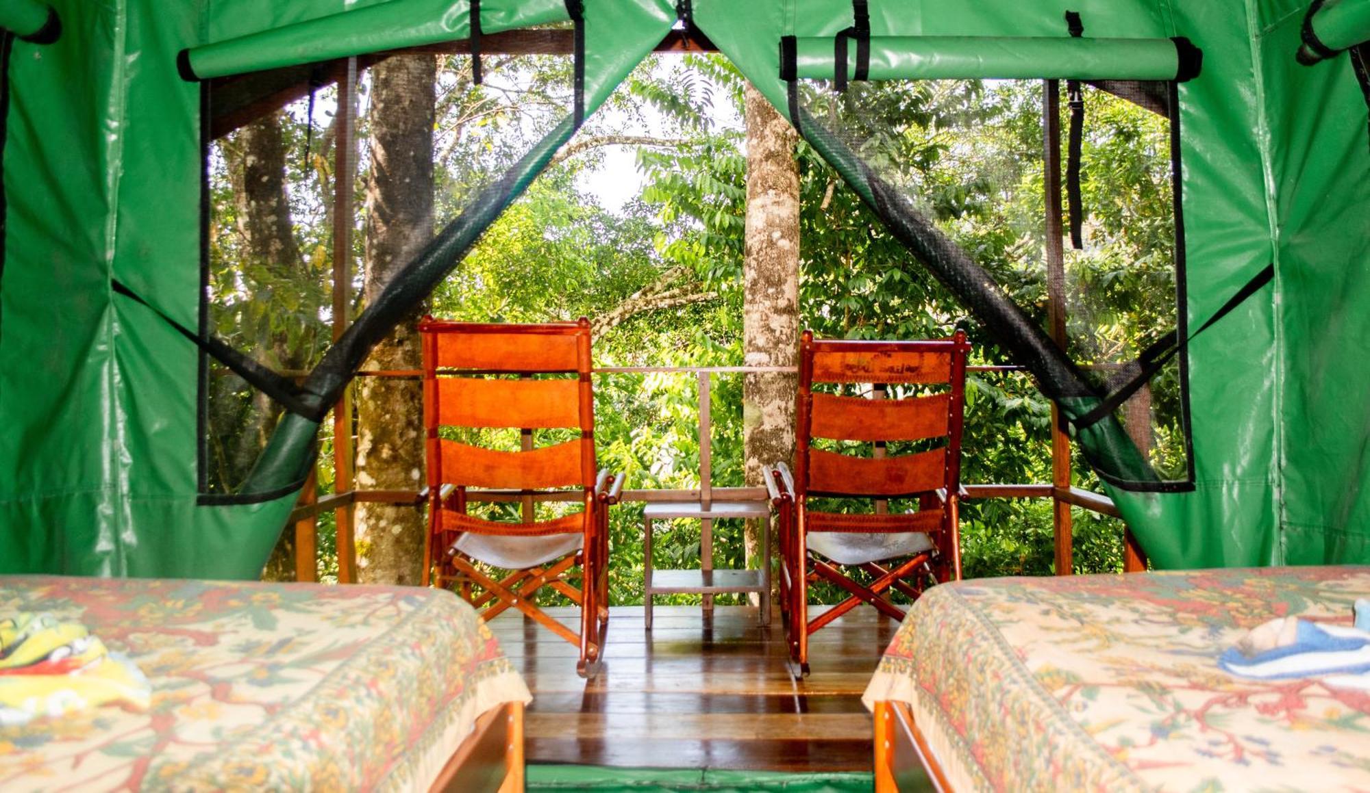 Luna Lodge Carate Ngoại thất bức ảnh