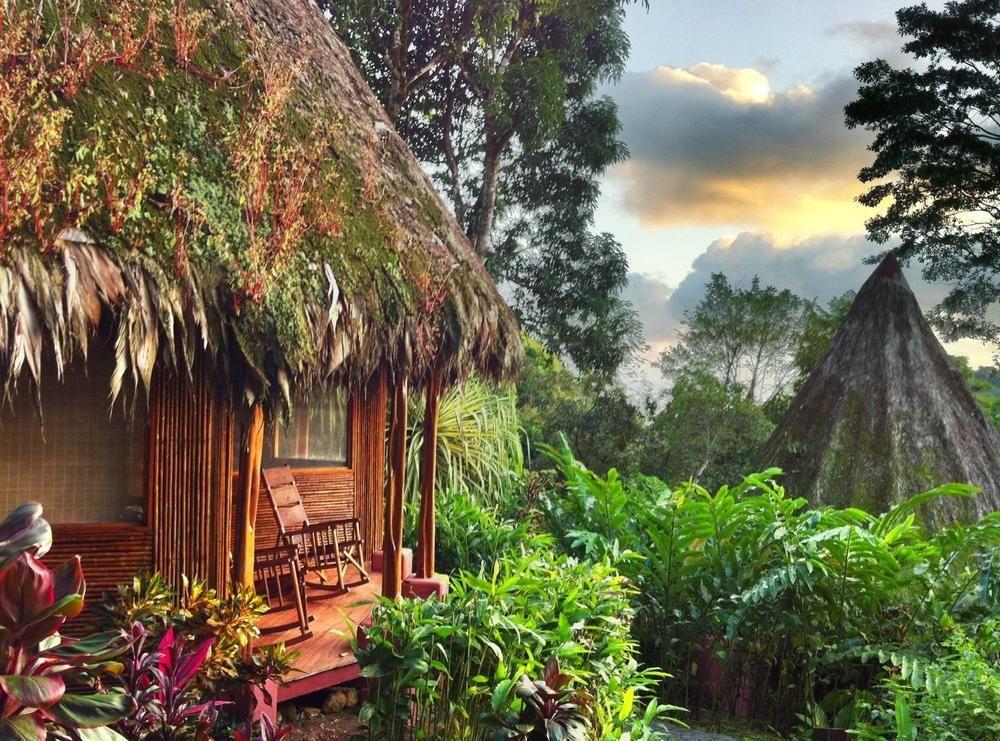 Luna Lodge Carate Ngoại thất bức ảnh