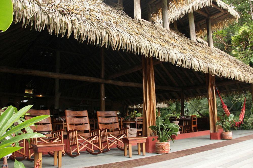Luna Lodge Carate Ngoại thất bức ảnh