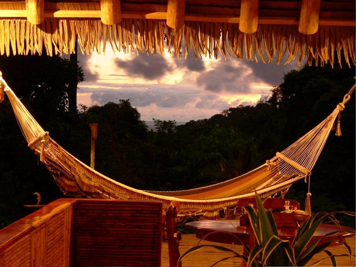 Luna Lodge Carate Ngoại thất bức ảnh