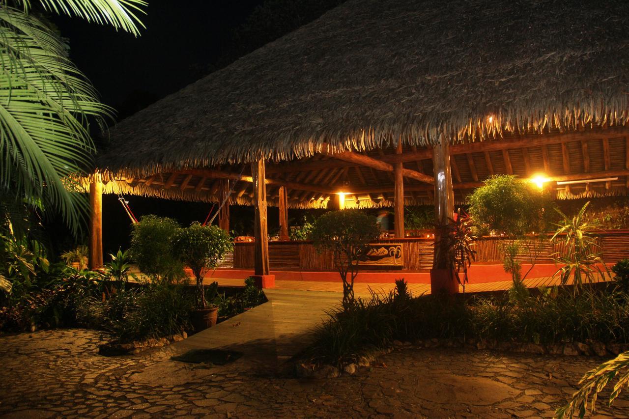 Luna Lodge Carate Ngoại thất bức ảnh